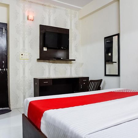 Hotel O Radhika Palace Bhopal Ngoại thất bức ảnh